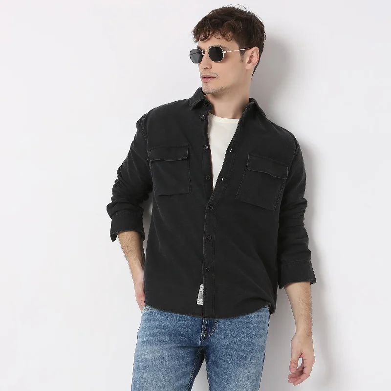 Modern Denim Shirt with Rugged Structure Minimalist Aesthetic Classic Design Regular Fit