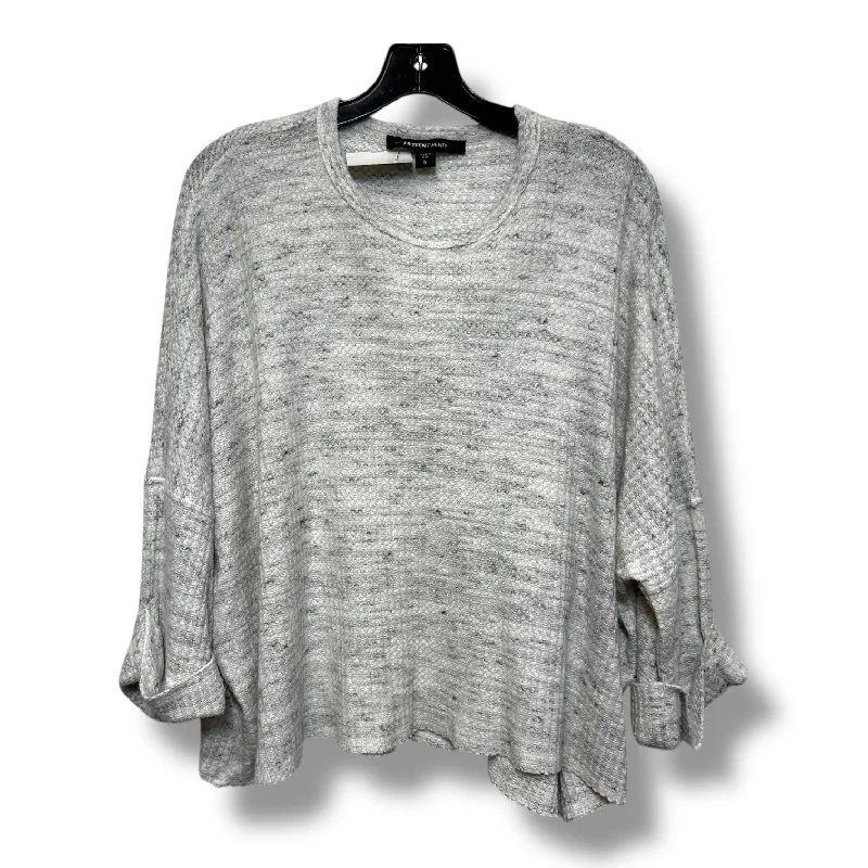 Top Long Sleeve By FIFTEEN TWENTY In Grey, Size: S