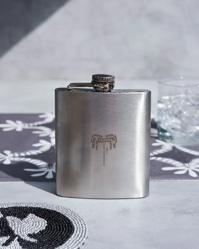 Safari Flask Minimalist Men's Casual 